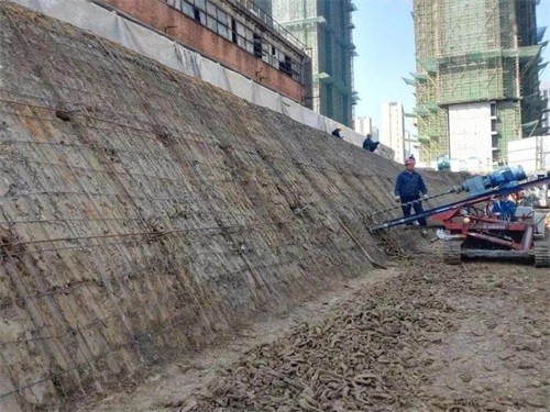 兰山建筑边坡支护